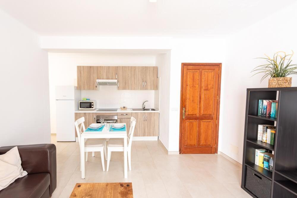 Apartment Luna Nudist Place Charco del Palo Luaran gambar
